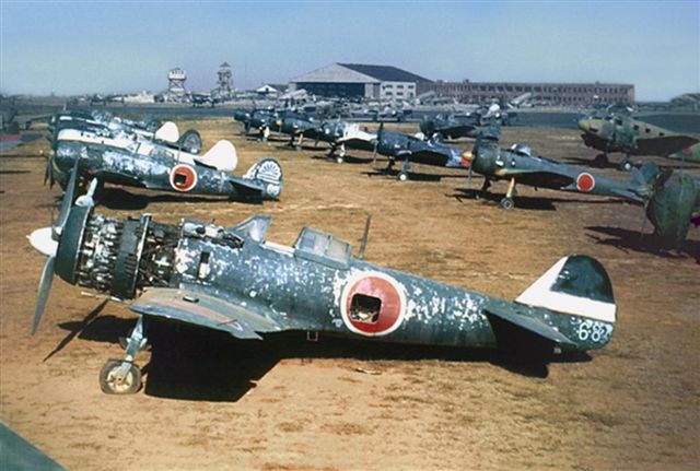 Ki-43s_and_Ki-84s.jpg