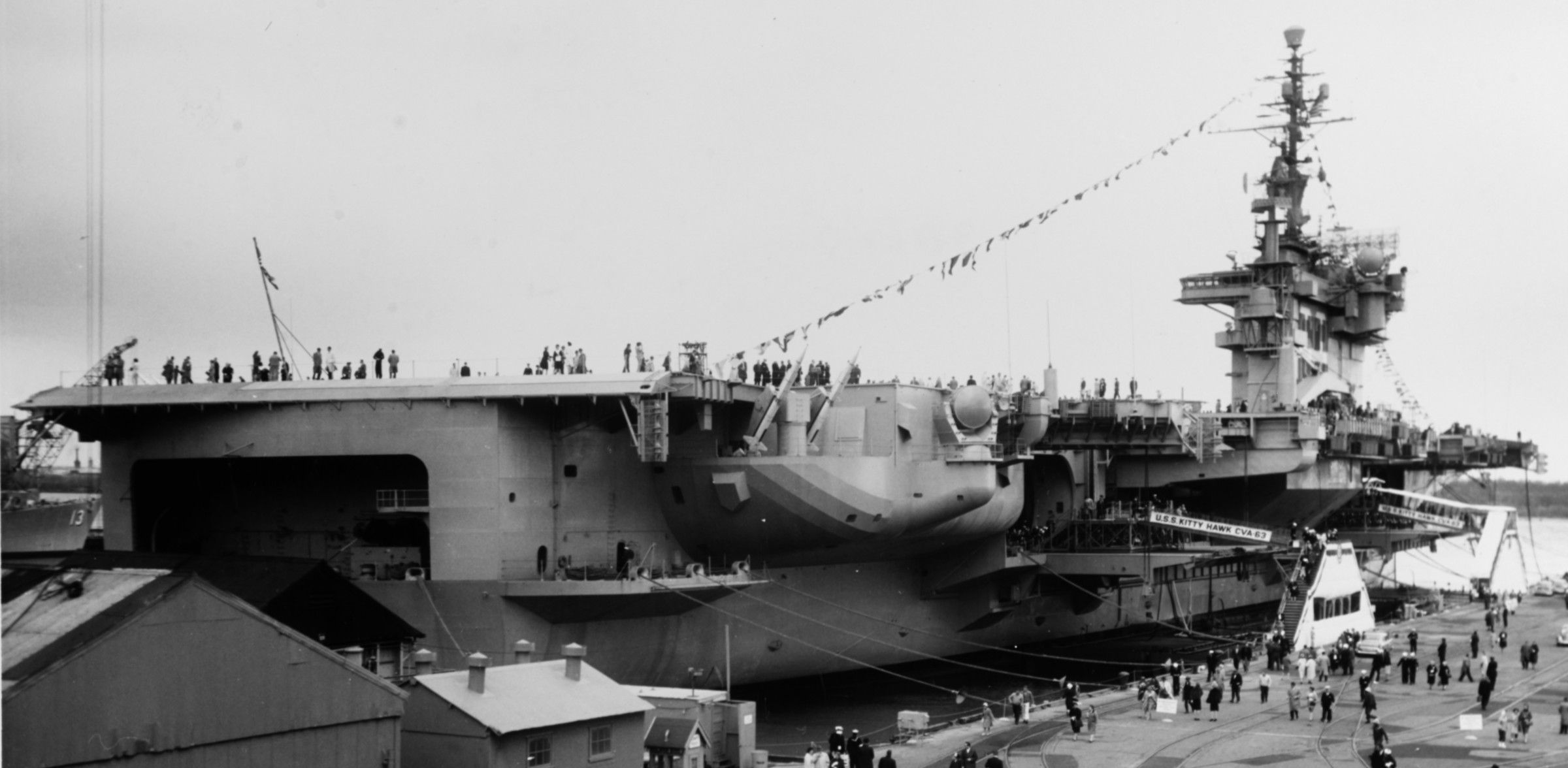 CV-63-USS-Kitty-Hawk-241.jpg
